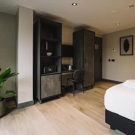 Bell Hotel
