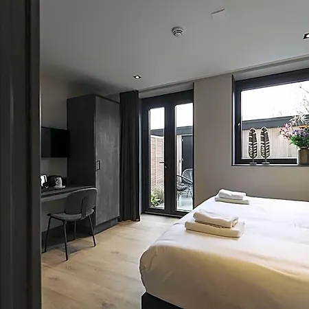 Hotel Bell