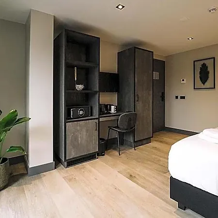 Hotel Bell *